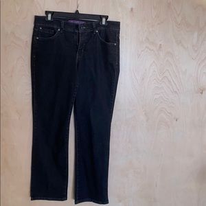 Gloria Vanderbilt black denim stretch.